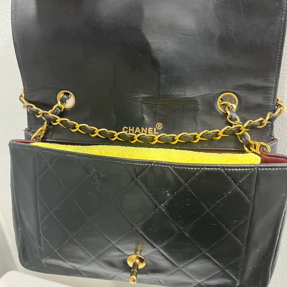 CHANEL Black Crossbody Bag with Gold Chain - Picture 16 of 16